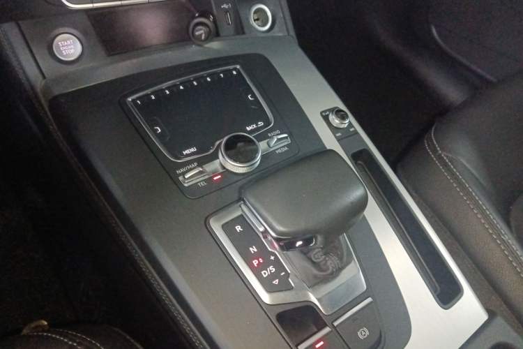 Used Audi Q5L 2020 Updated 40 TFSI Prestige Fashion Edition