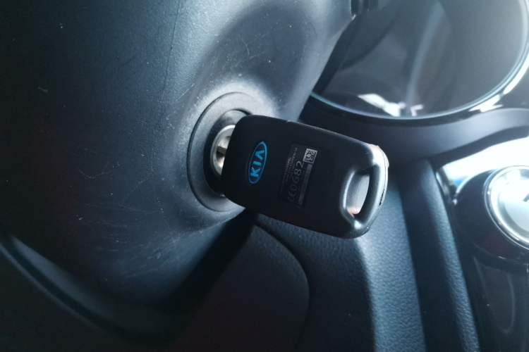 Used Kia K2 2015 Sedan 1.4L Automatic GLS