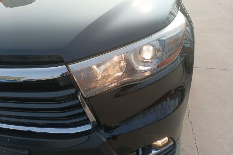 Used Toyota Highlander 2015 2.0T Four-Wheel Drive Luxury Edition 7-Seater