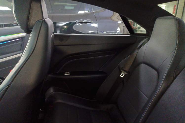 Used Mercedes-Benz E-Class 2016 E 260 Coupe Dynamic Edition
