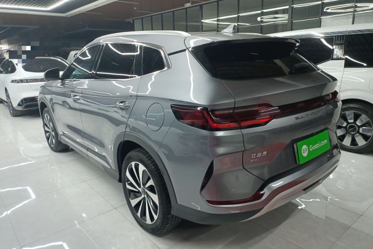 Used BYD Song PLUS New Energy 2023 Champion Edition EV 520KM Prestige Model
