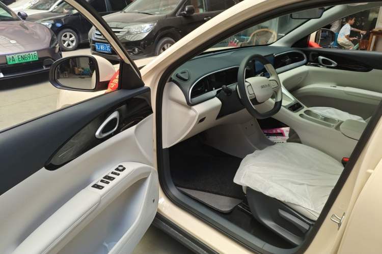 Used  Geome 2025 410 km Free Version
