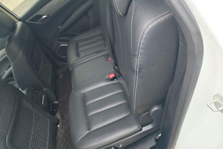 Used BYD Song MAX New Energy 2019 DM 1.5T Smart Connect Zhiyao Model 7 Seats China V Emission Standard