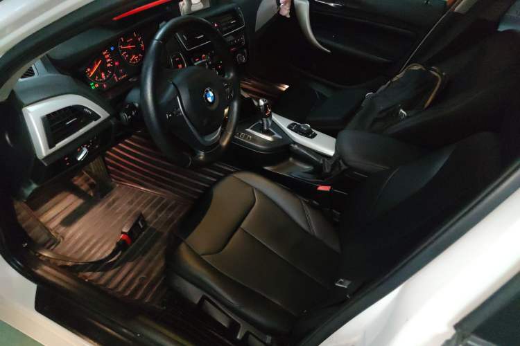 Used BMW 1 Series 2015 118i Leading Model
