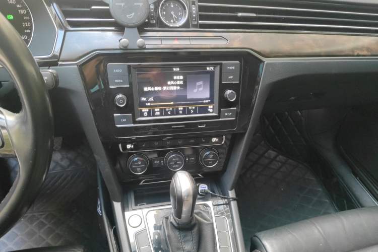 Used Volkswagen Magotan 2018 380TSI DSG Luxury Model
