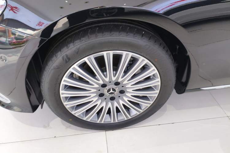 Used Mercedes-Benz E-Class 2021 E 300 L Luxury Model