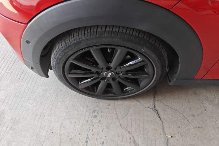 Used  MINI 2018 1.5T COOPER Classic Edition Five-Door Version
