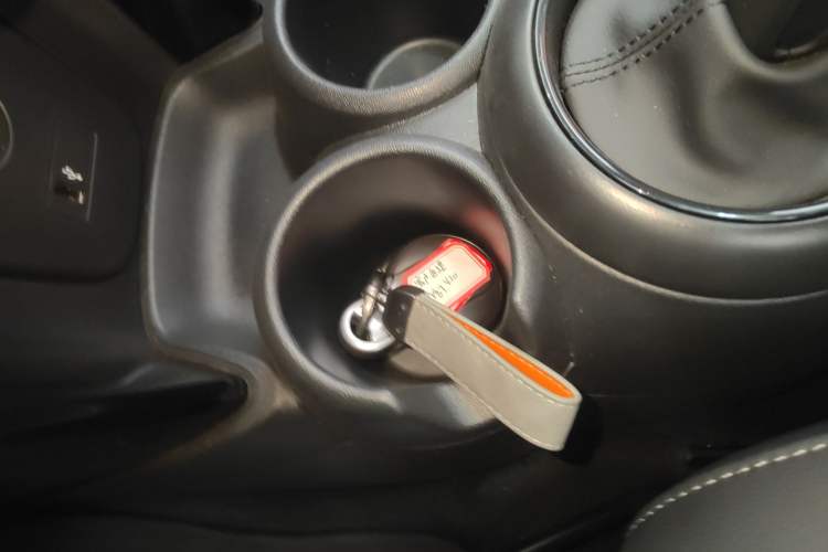 Used  MINI 2023 Updated 1.5T COOPER Artist Five-Door Edition
