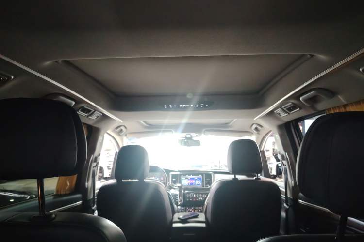 Used GAC Trumpchi M8 2018 320T Luxury Edition
