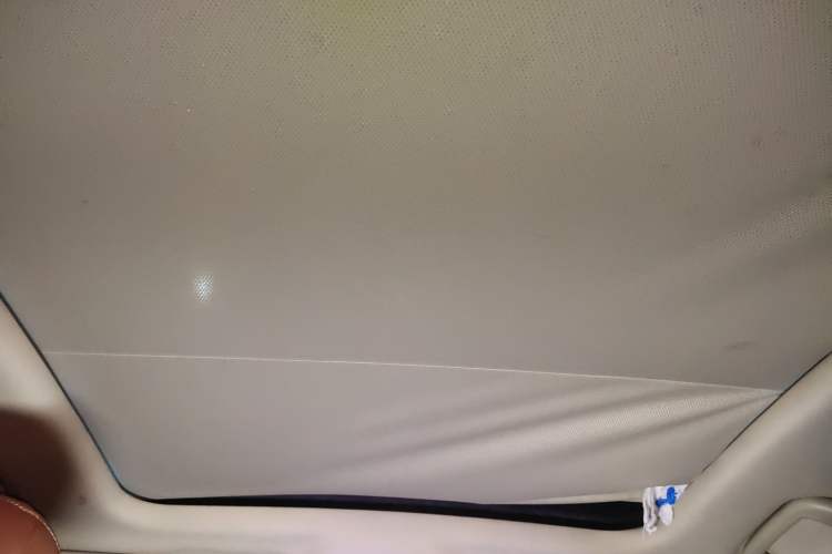 Used Zotye SR9 2017 2.0T Automatic Ultimate Light Edition