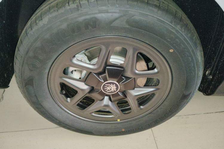 Used BYD Qin PLUS 2025 DM-i Smart Drive 55KM Leading Model