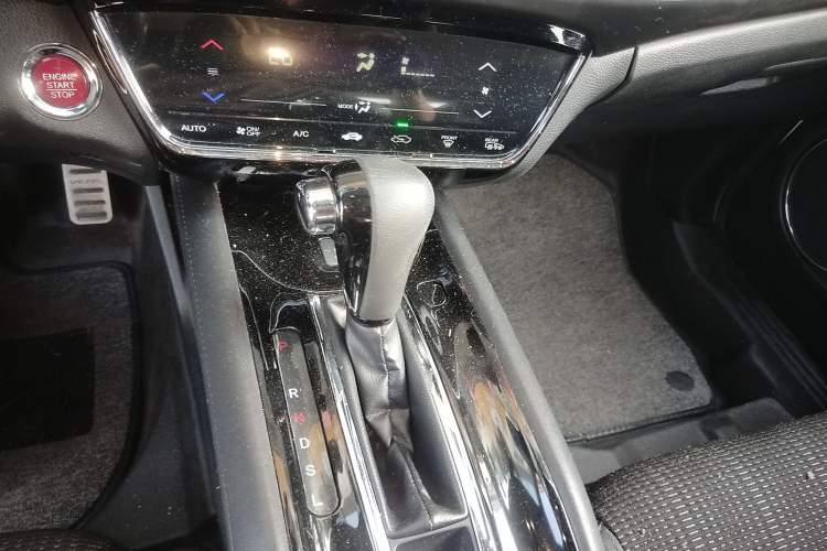 Used Honda Vezel 2015 1.8L CVT 2WD Luxury Model