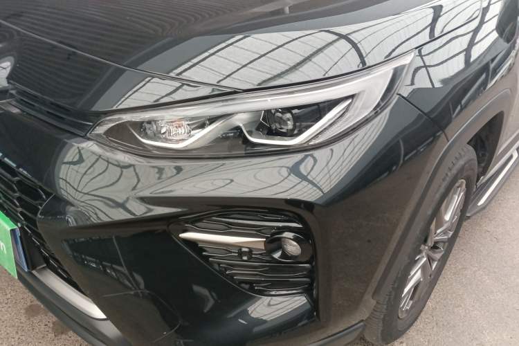 Used Toyota Wildlander 2023 2.0L CVT Two-Wheel Drive Luxury PLUS Edition
