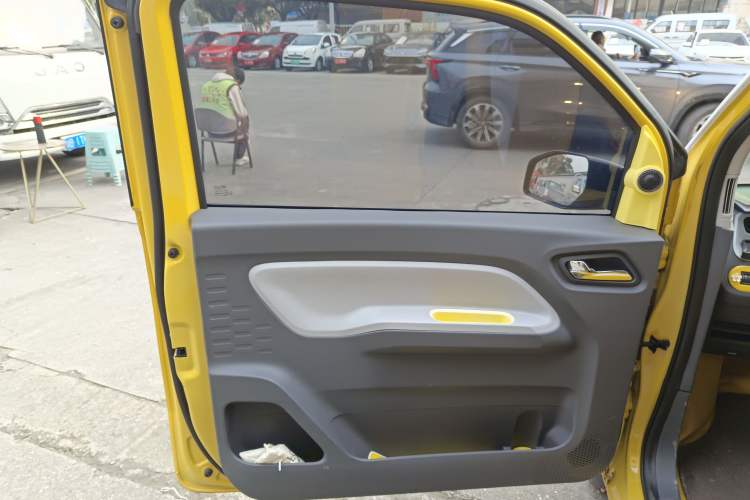 Used Wuling Hongguang MINIEV 2021 Macaron Fashion Edition Lithium-Ion Battery
