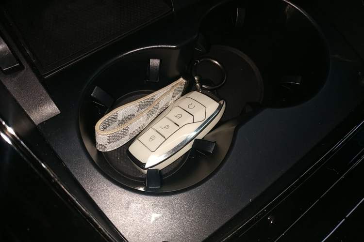 Used BYD Han 2020 EV Long-Range Luxury Model
