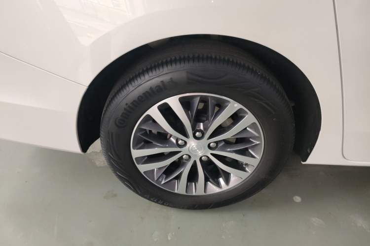 Used Buick GL8 2022 ES Landtrek 653T Luxury Edition
