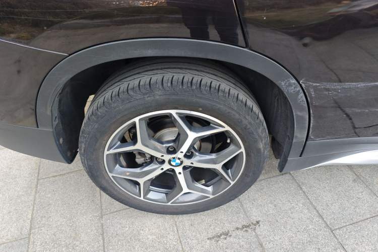 Used BMW X1 2016 sDrive18Li Luxury Model
