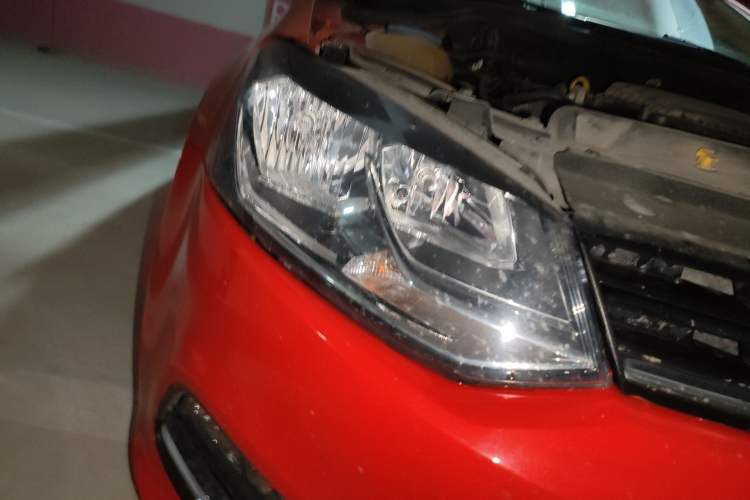 Used Volkswagen Polo 2016 1.6L Automatic Comfort Model