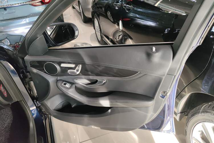 Used Mercedes-Benz C-Class 2015 C 200 L Sport Edition