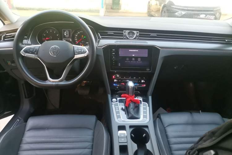 Used Volkswagen Magotan 2020 330TSI DSG Leading Model
