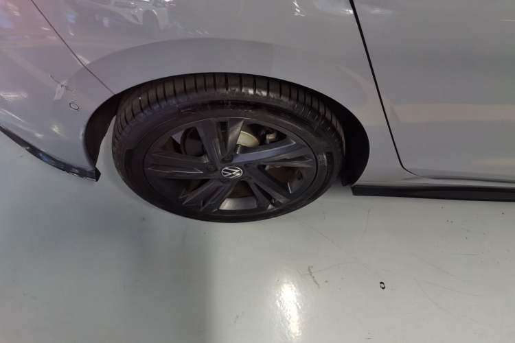 Used Volkswagen Golf 2024 280TSI DSG R-Line 50th Anniversary Edition