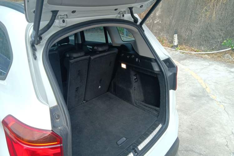 Used BMW X1 2016 sDrive18Li Premium Edition
