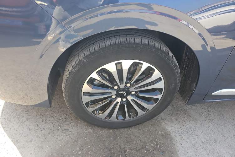 Used Wuling Jiachen 2022 1.5T CVT Deluxe Flagship Edition