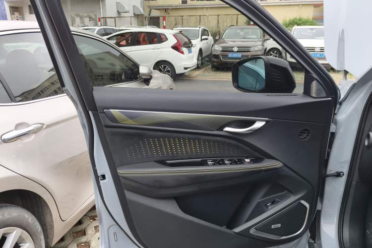 Used Geely Auto Monjaro S 2021 2.0TD Automatic Two-Wheel Drive Lightning Edition