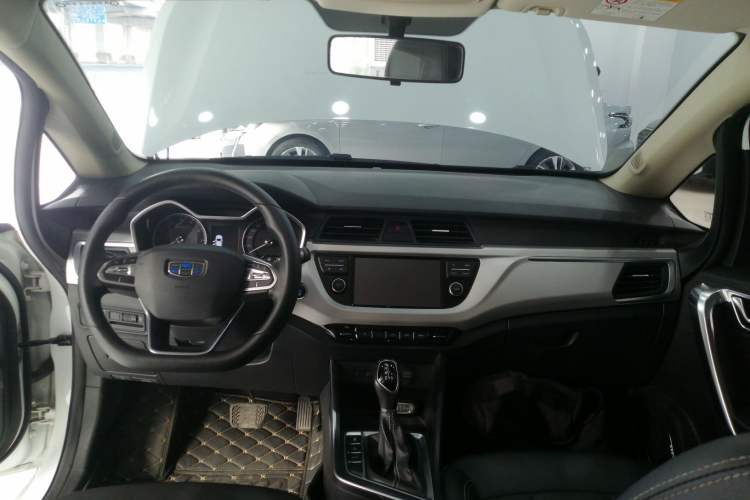 Used Geely Auto Vision X3 2019 Upgraded Model 1.5L CVT Elite Version
