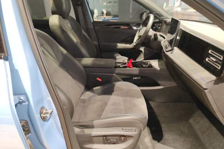 Used Volkswagen Tiguan L 2024 PRO 380TSI Four-Wheel Drive R-Line Prestige Edition
