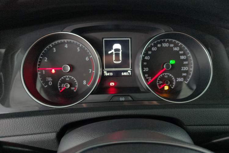 Used Volkswagen Golf 2019 200TSI DSG Comfort Version China VI Standard
