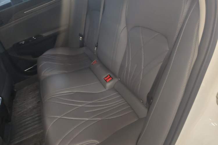 Used  L6 2025 EM-i 140km Explorer+ Edition
