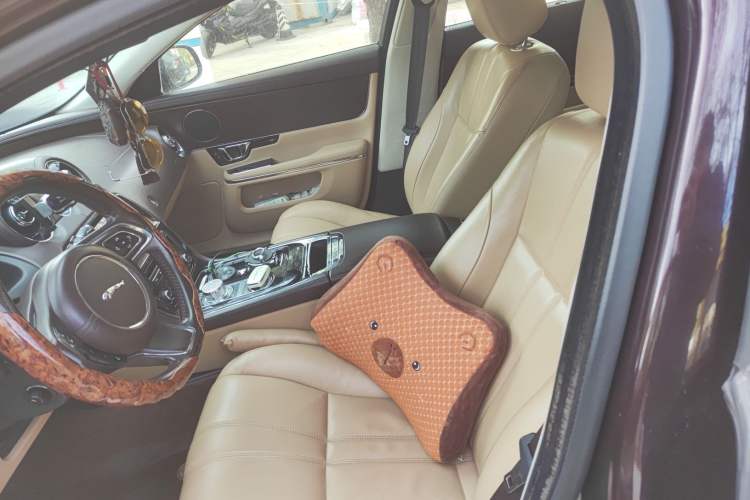 Used Jaguar XJ 2014 XJL 2.0T Two-Wheel-Drive Elegant Business Edition
