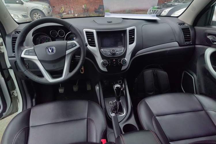 Used Changan CS35 2015 1.6L Manual Luxury Model China IV Standard
