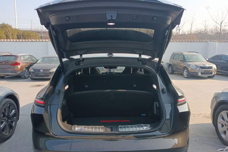 Used Nio ET5T 2024 75kWh Touring