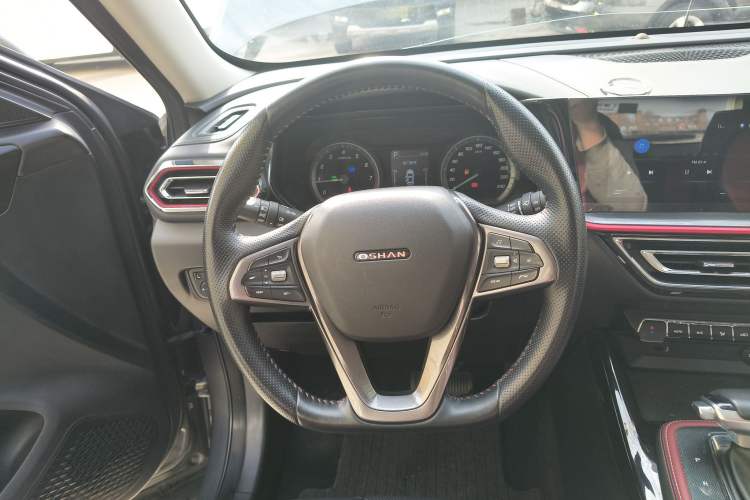 Used Oshan X5 2021 Revised Version 1.5T DCT Luxury Edition
