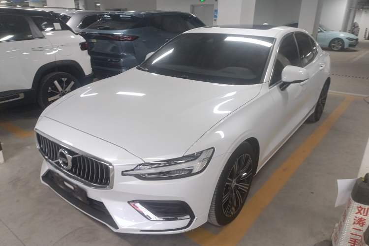 Used Volvo S60 2021 T4 Zhiyuan Luxury Edition