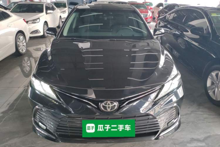 Used Toyota Camry 2021 2.0G Luxury Edition
