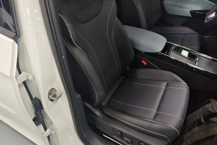 Used Volkswagen ID.4 X 2024 Pure & Smart Edition