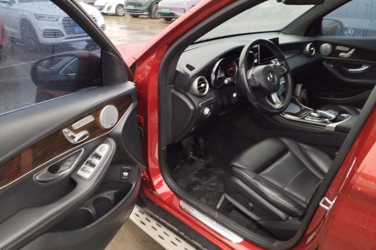 Used Mercedes-Benz GLC 2018 GLC 260 4MATIC Dynamic Edition
