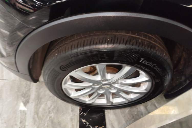 Used Cadillac XT4 2018 28T Two-Wheel Drive Tech Version