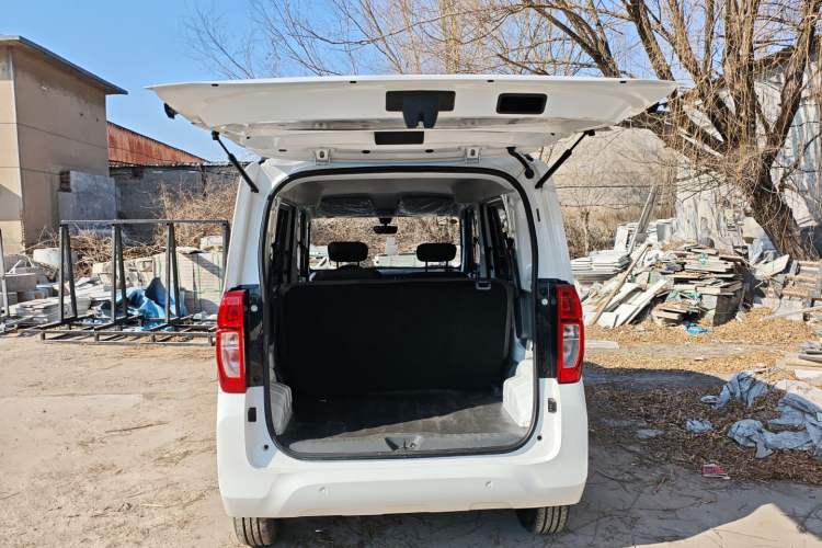 Used Wuling Zhiguang New Energy 2025 Comfort Model