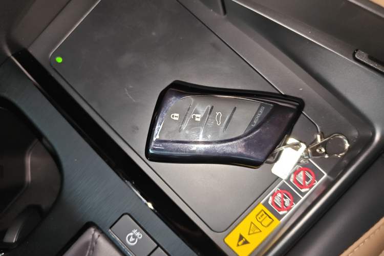 Used Lexus ES 2025 200 Premium Edition