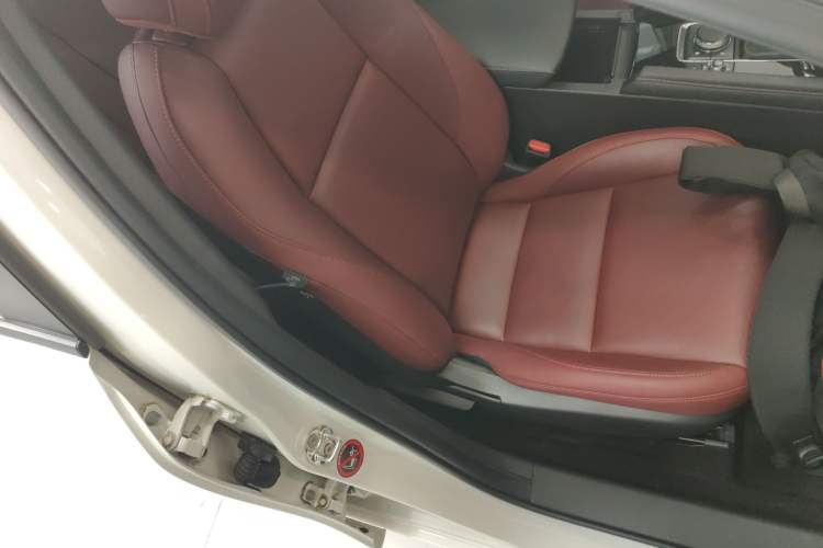 Used Mazda Mazda 3 Axela 2022 2.0L Automatic Premium Black Obsidian Edition
