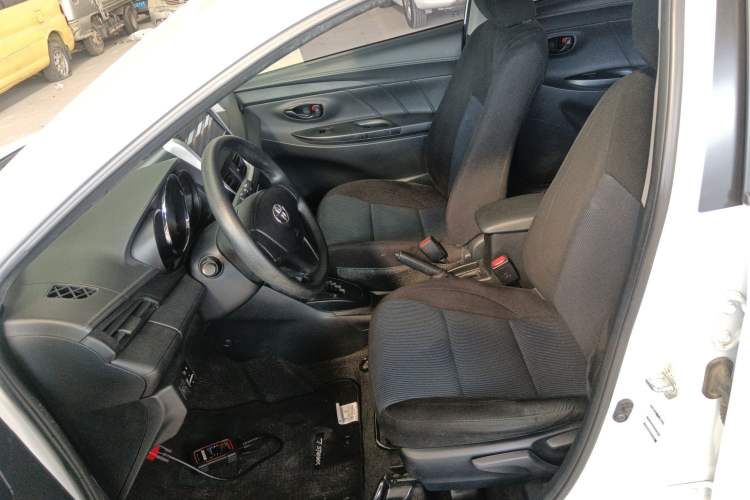 Used Toyota YARiS L 2019 1.5E CVT Dynamic Edition China VI compliant
