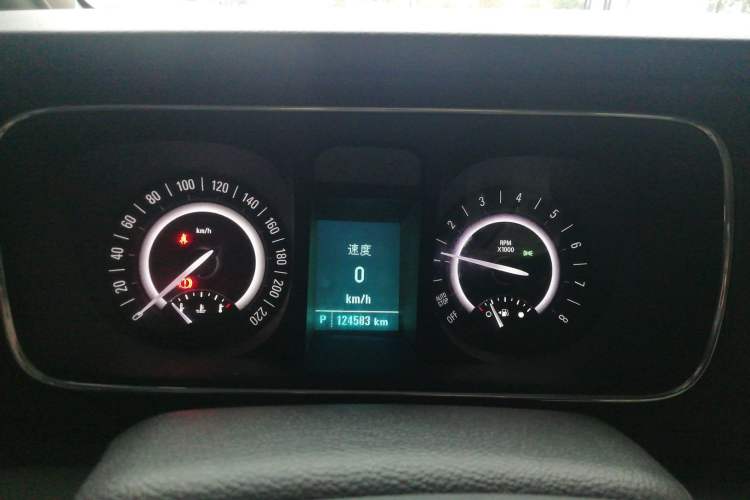 Used Buick GL8 2018 28T Luxury Model China VI Standard