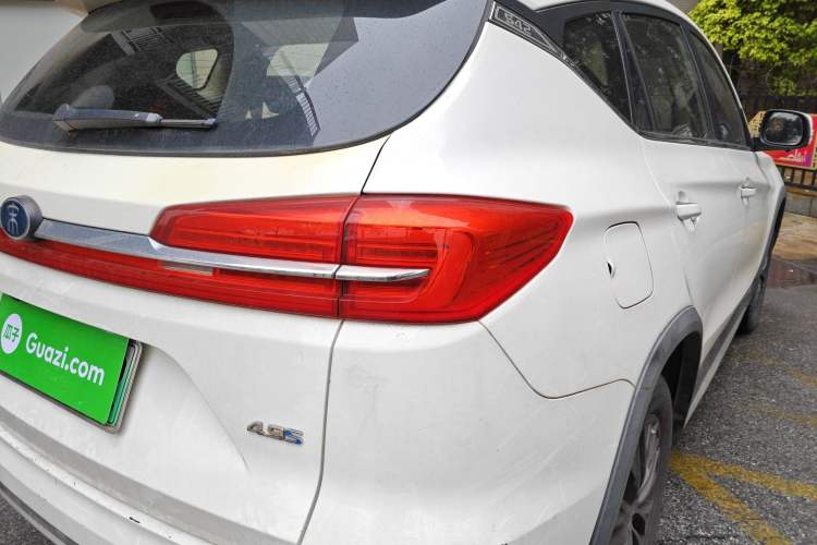 Used BYD Song New Energy 2019 Song DM 1.5TID Smart Connect Dynamic Model
