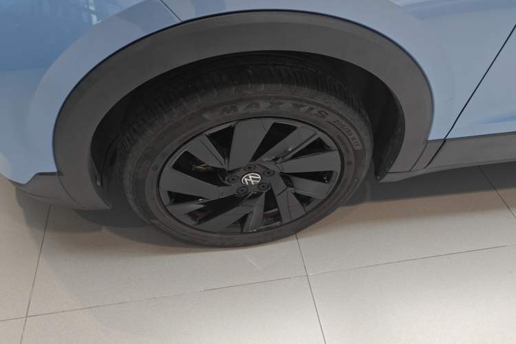 Used Volkswagen Tharu 2025 NewRui 300TSI Prestige Edition
