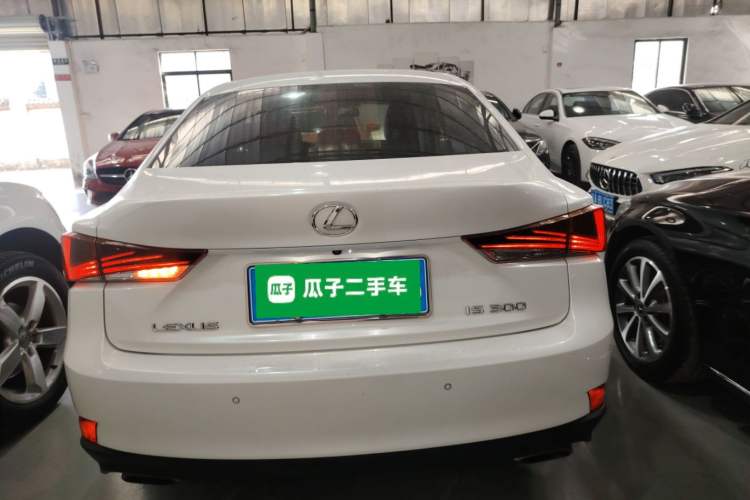 Used Lexus IS 2017 300 FENGSHANG Edition