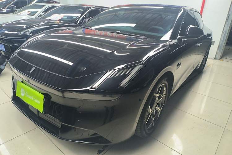 Used Lynk & Co Z10 2025 71 kWh 602 km Range Rear-Wheel Drive Pro